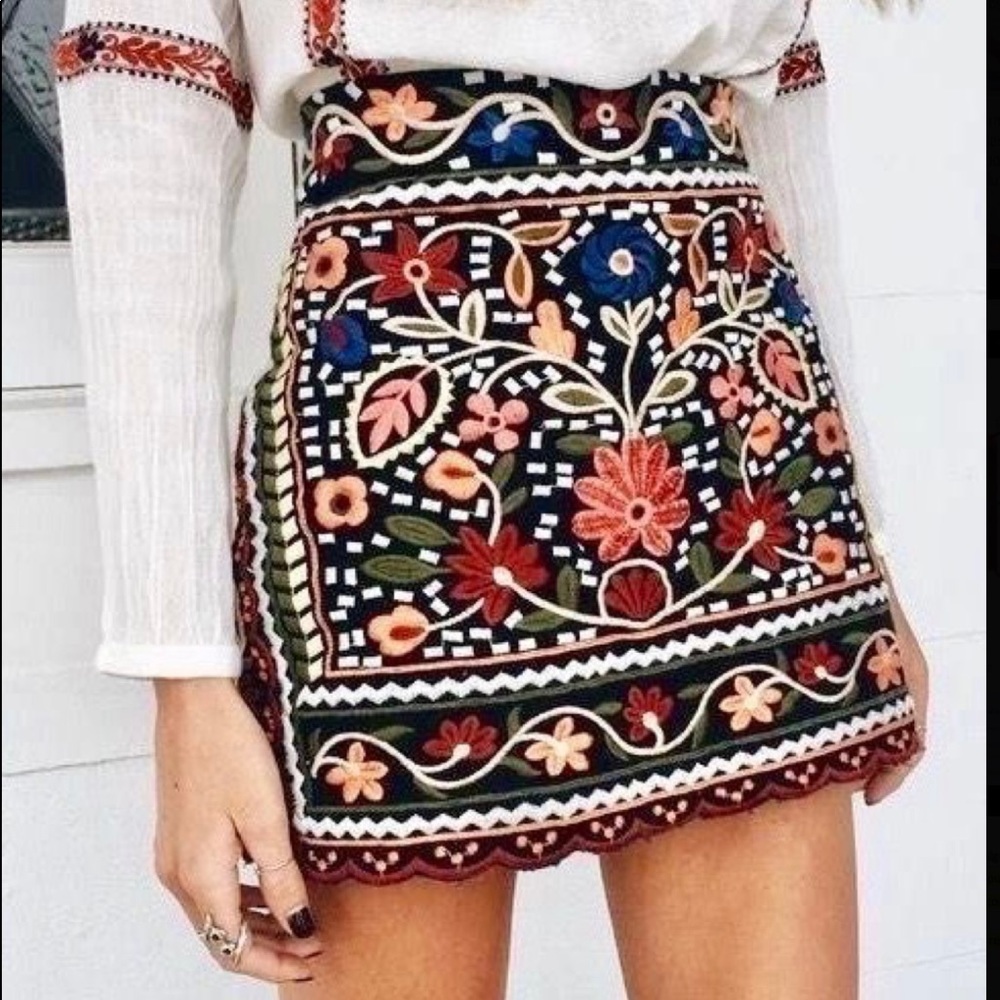 Lulu’s — Don’t Stop the Party black embroidered mini skirt